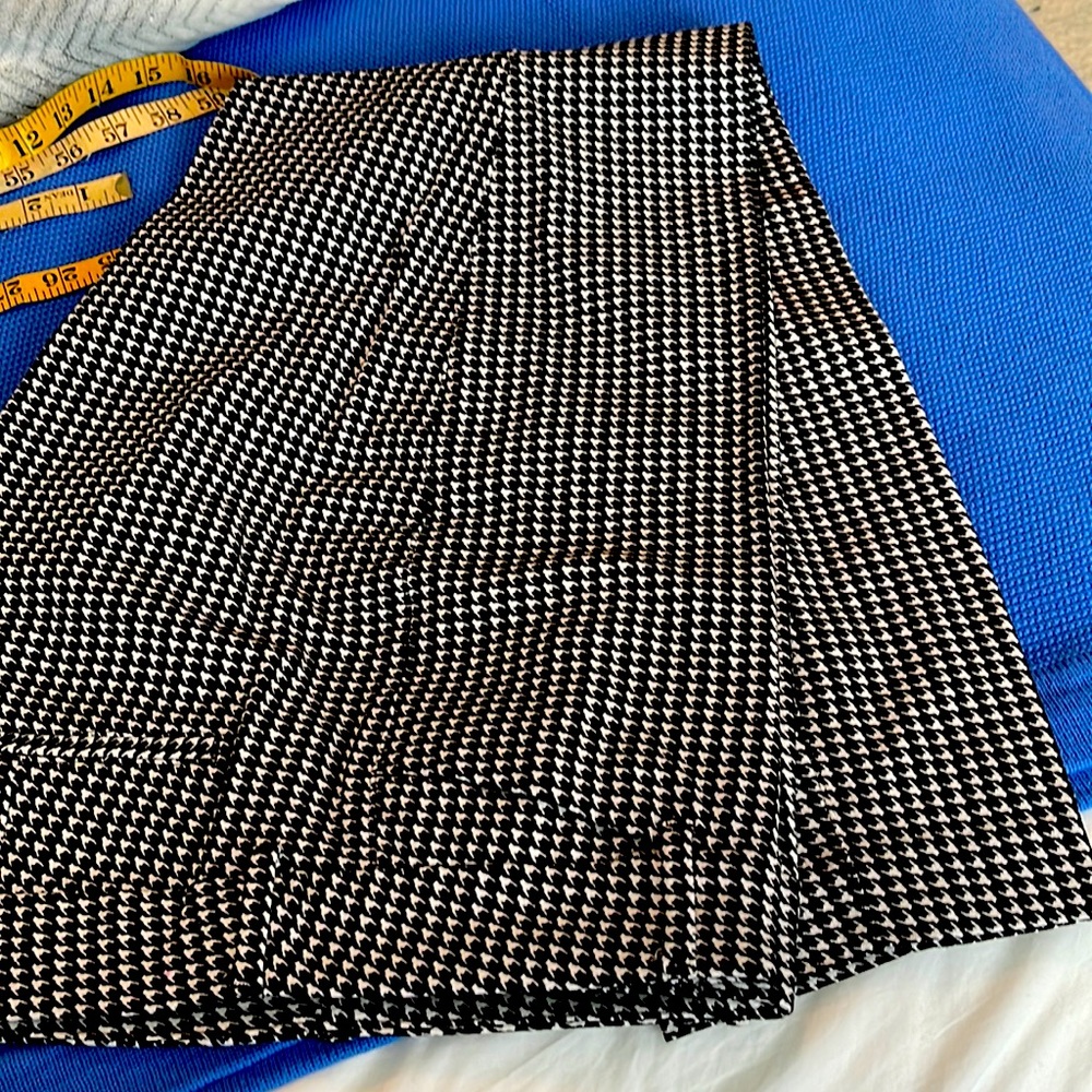 Like New Old Navy Houndstooth Crop Pants